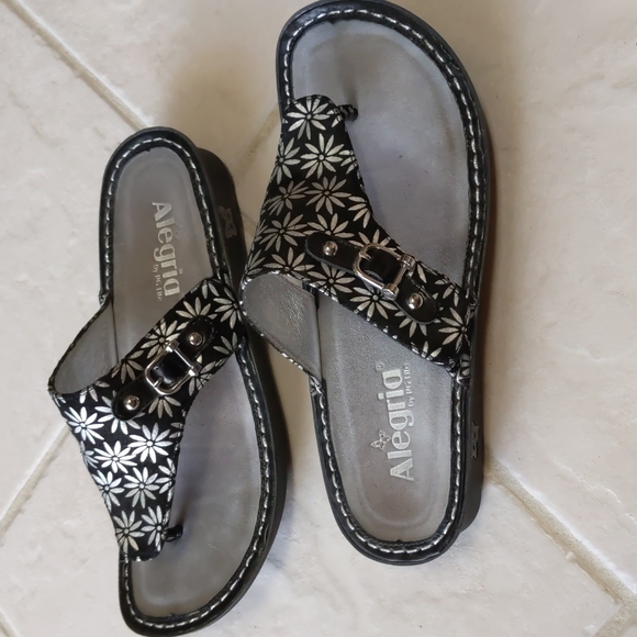 Alegria Sandals - Picture 2 of 6